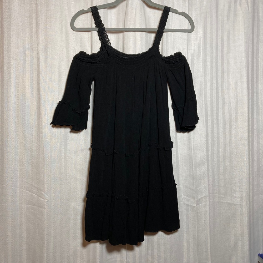 Forever 21 Black Cold Shoulder Mini Dress Crochet‎ Lace Straps Ruffle Sleeve S